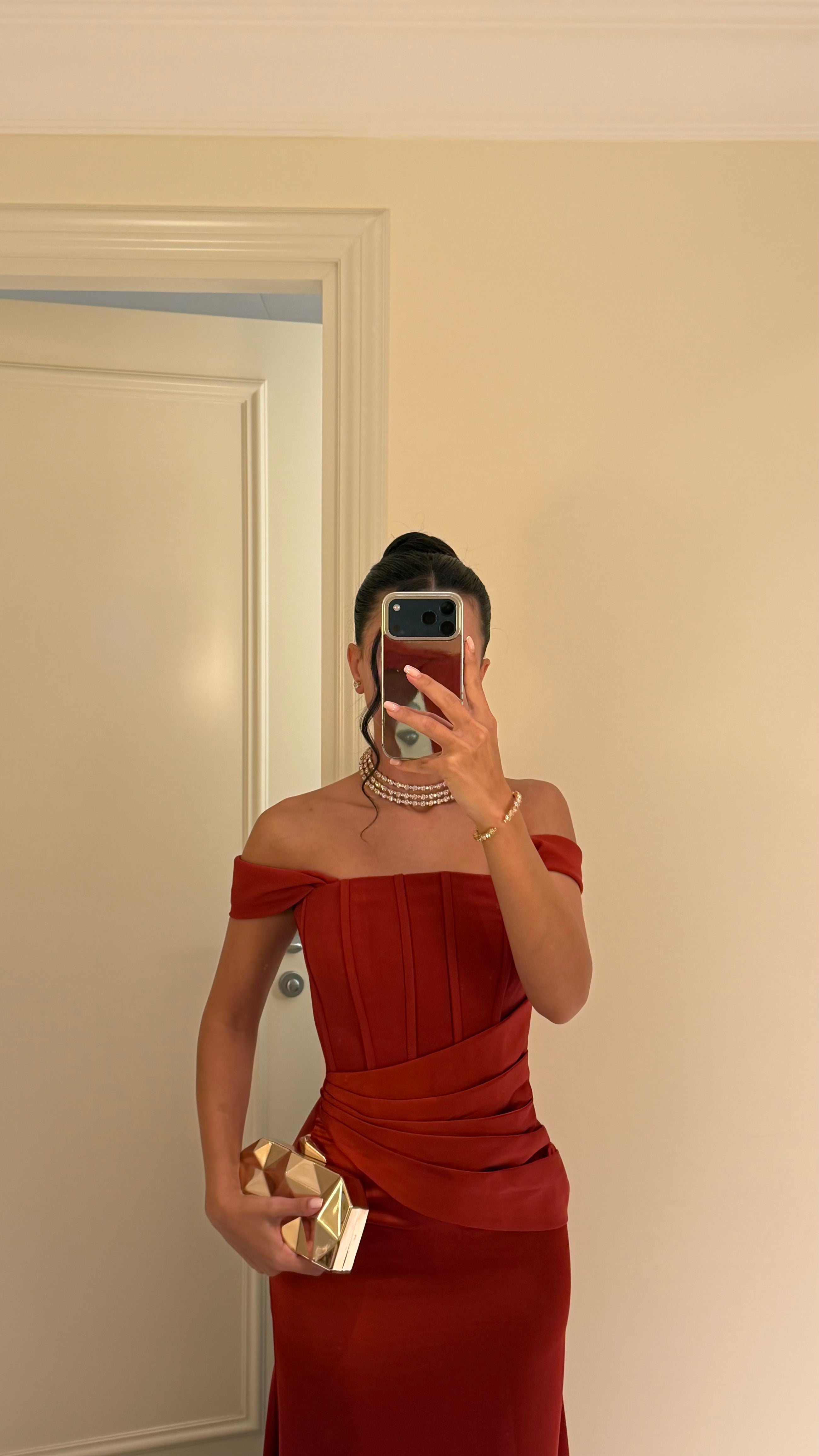 Grace- orange with red shade